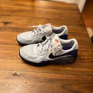 Nike Air Tennis Shoes